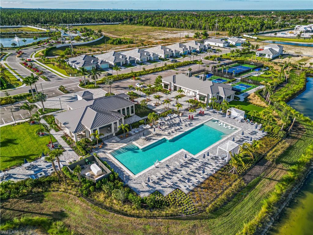 SEVEN SHORES - Residential Lease