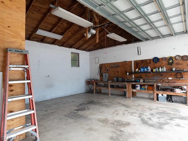 ACREAGE HEADER - Residential