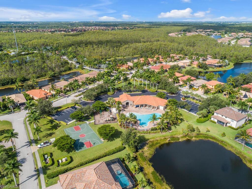 REFLECTION ISLES - Residential