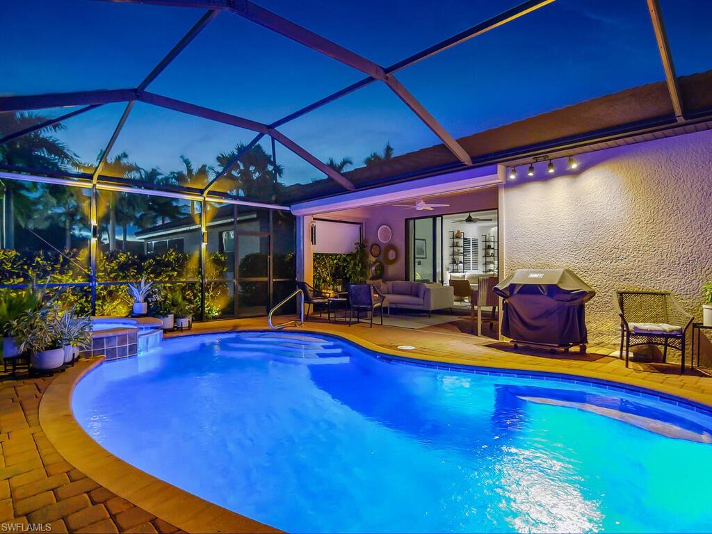 REFLECTION ISLES - Residential