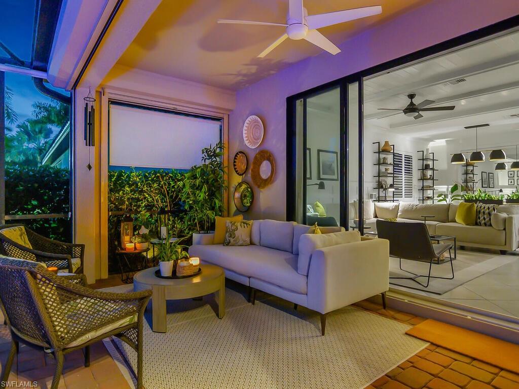 REFLECTION ISLES - Residential