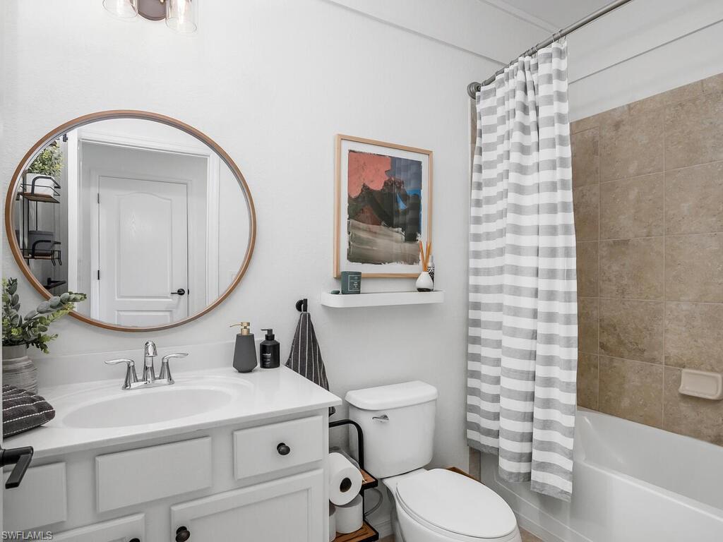 REFLECTION ISLES - Residential