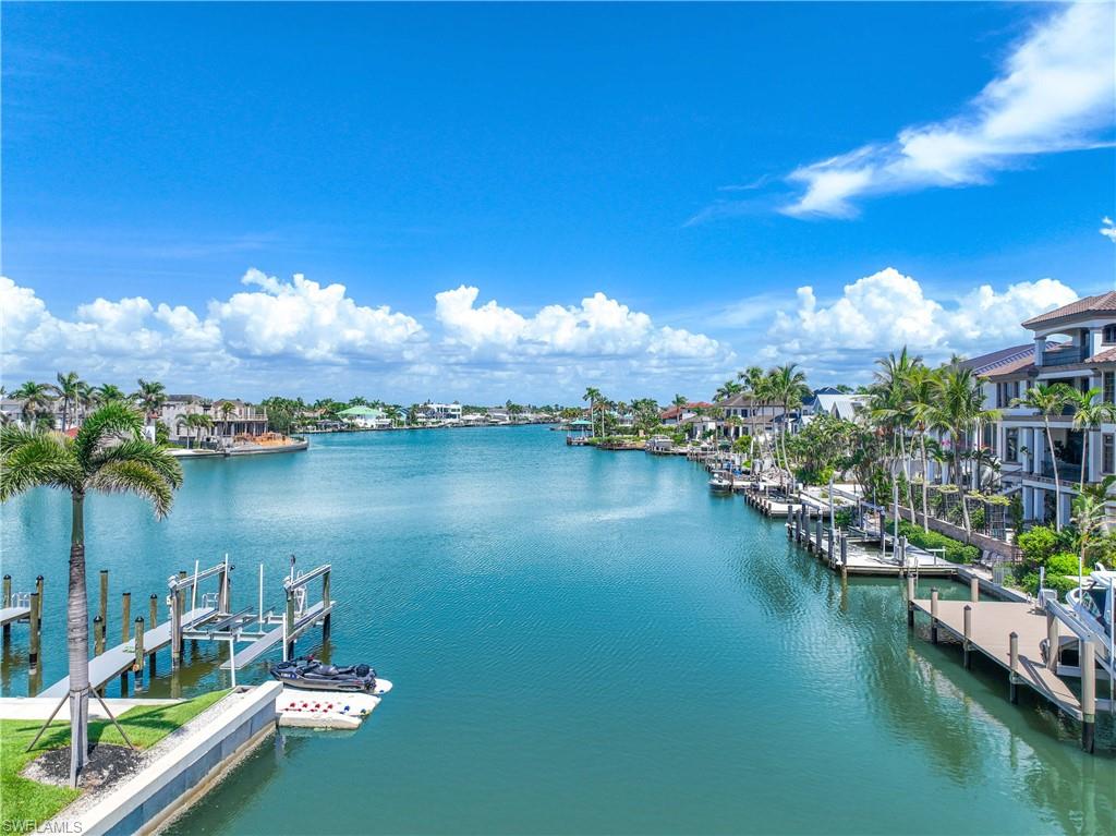 VANDERBILT BAY - Residential