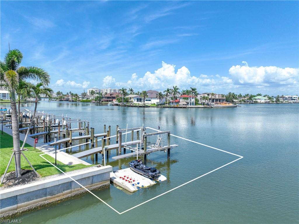 VANDERBILT BAY - Residential