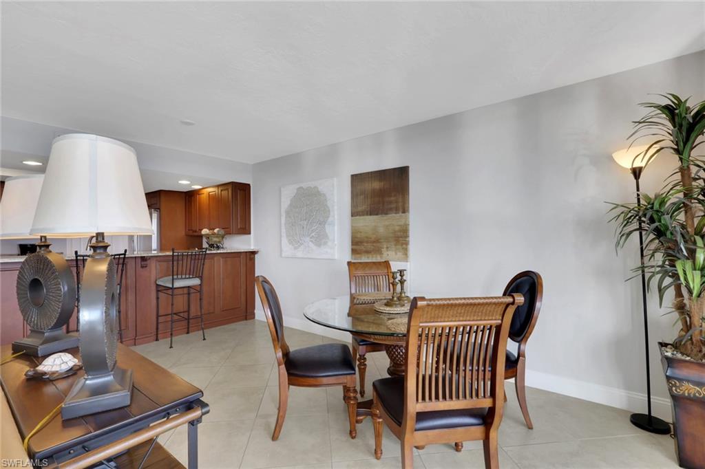 VANDERBILT BAY - Residential