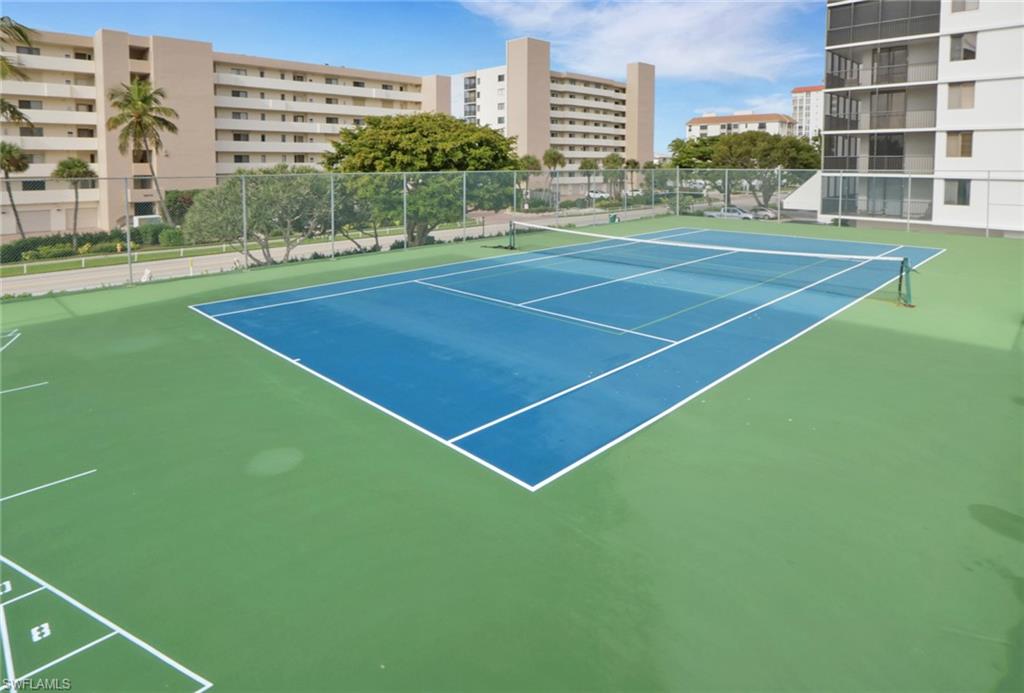 VANDERBILT BAY - Residential