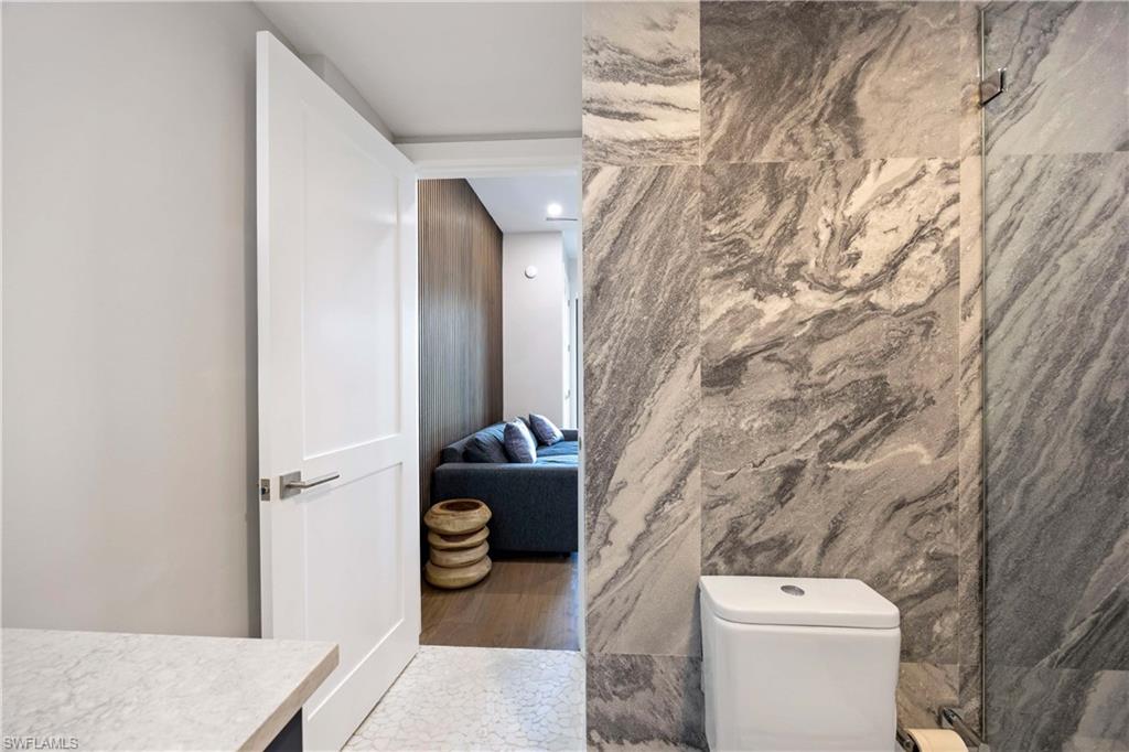 VANDERBILT BAY - Residential