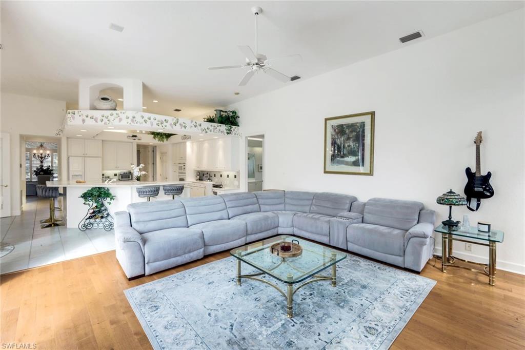 LONGLAKE - Residential