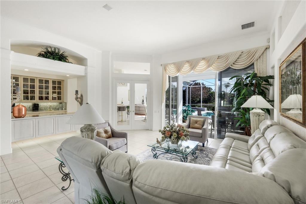 LONGLAKE - Residential