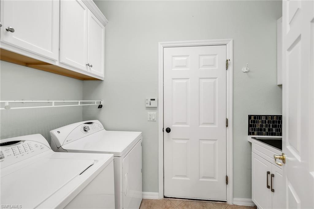 REFLECTION LAKES OF NAPLES - Residential