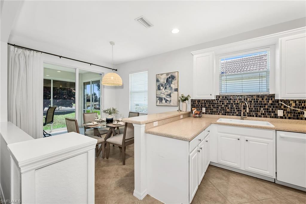 REFLECTION LAKES OF NAPLES - Residential