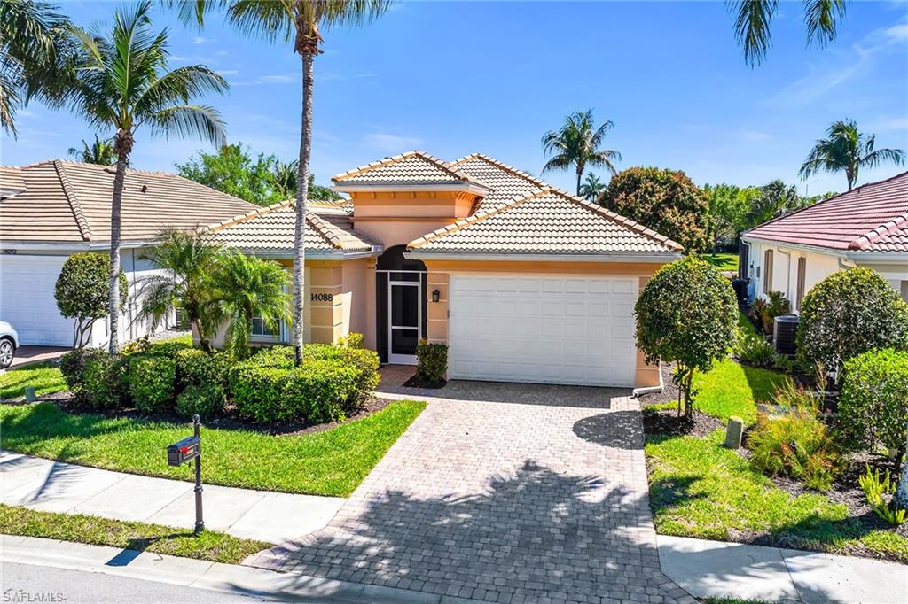 REFLECTION LAKES OF NAPLES - Residential
