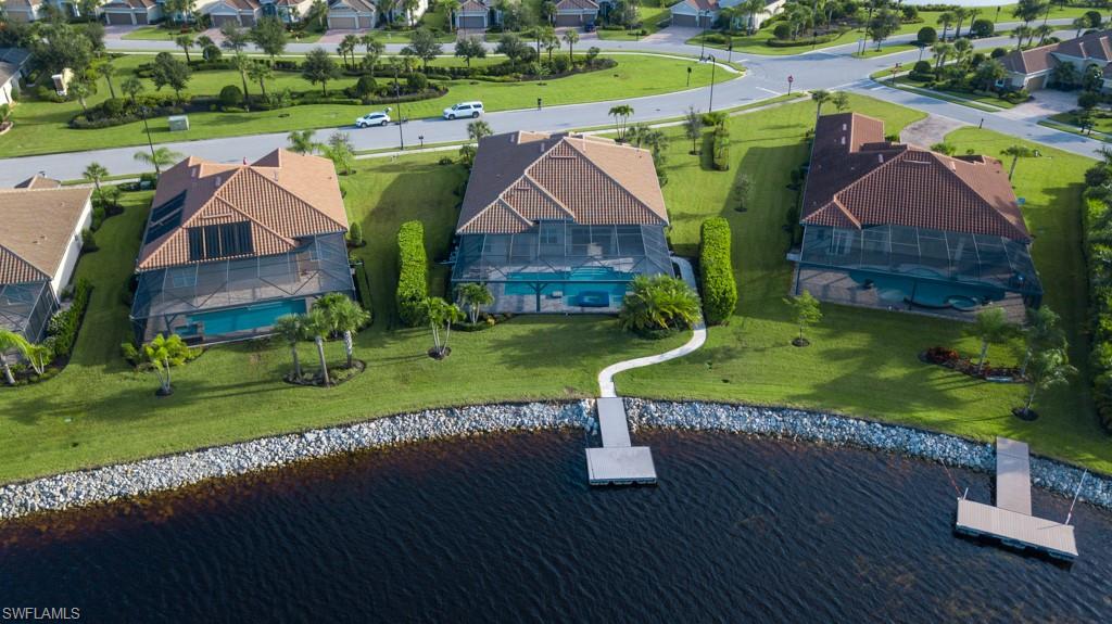 QUARRY SHORES - Residential