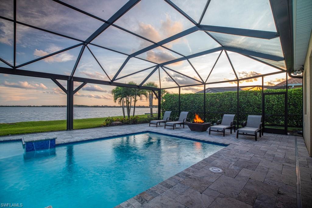 QUARRY SHORES - Residential