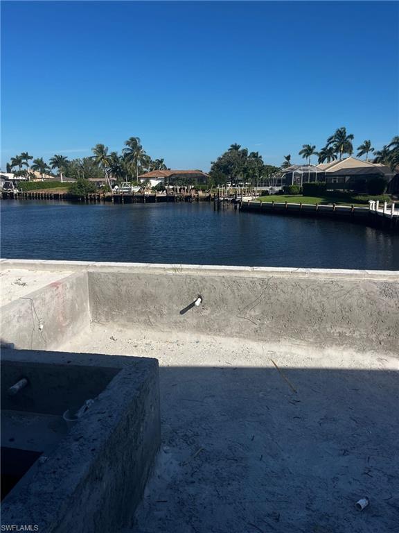 MARCO BEACH - Residential