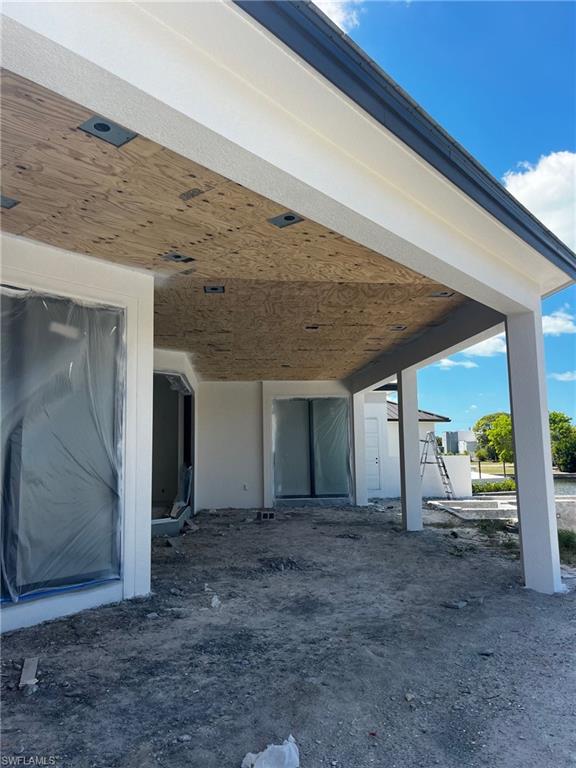 MARCO BEACH - Residential