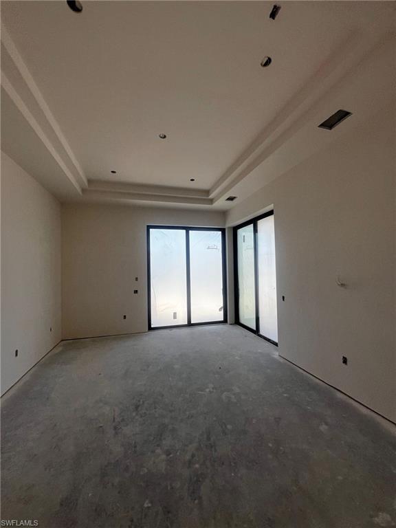 MARCO BEACH - Residential