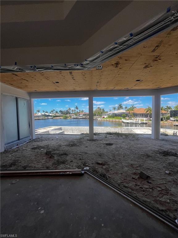 MARCO BEACH - Residential