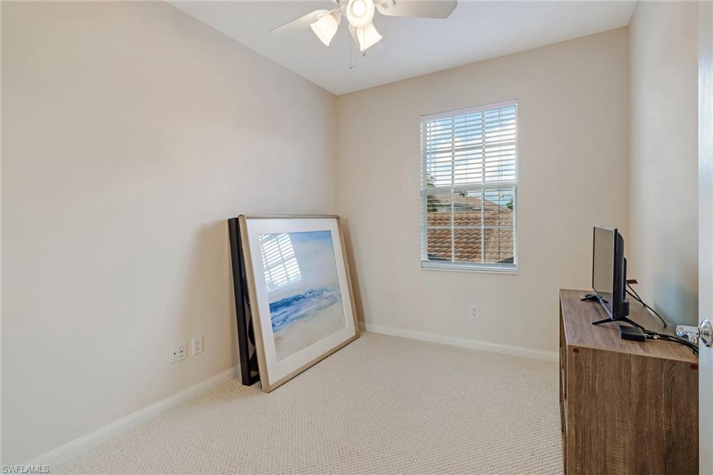 ISLAND WALK - Residential