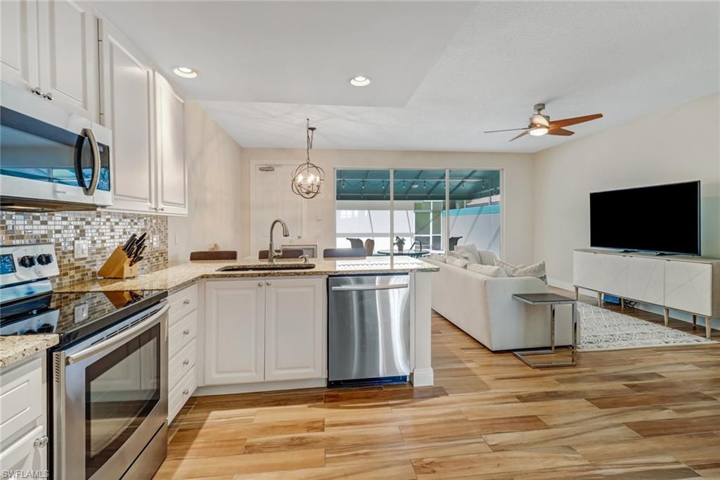 ISLAND WALK - Residential