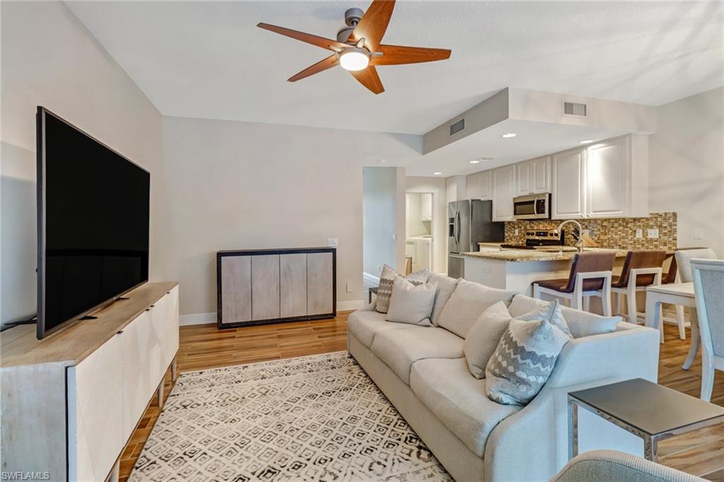 ISLAND WALK - Residential