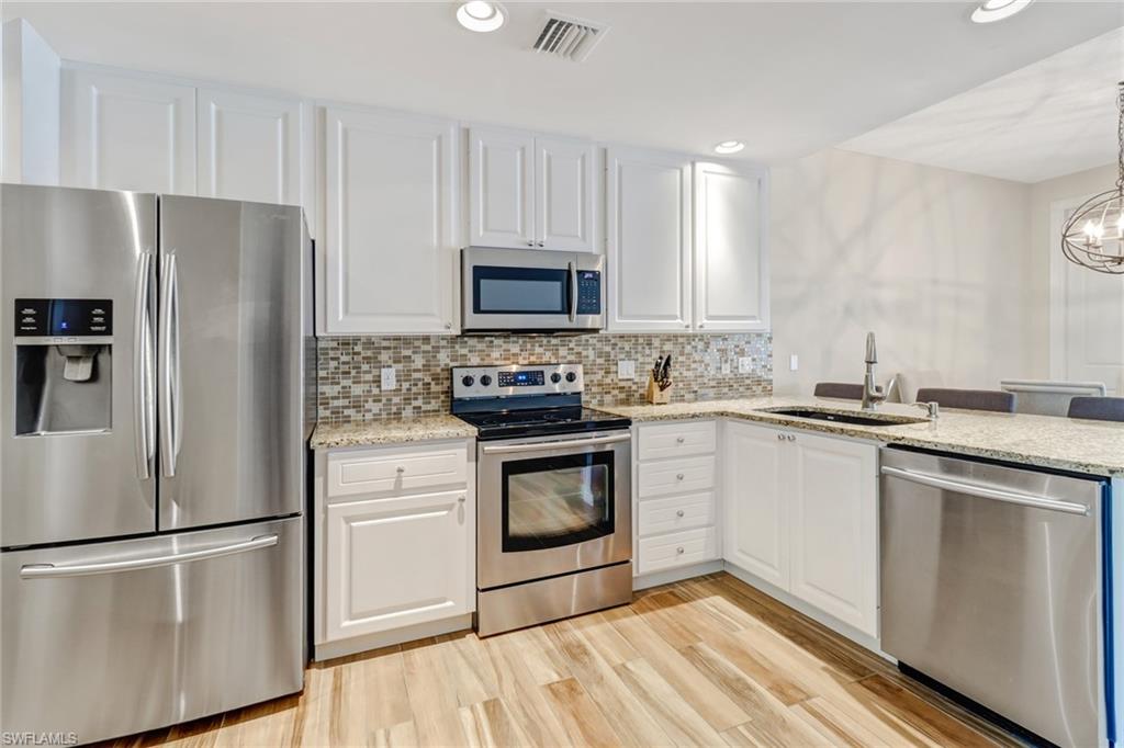 ISLAND WALK - Residential