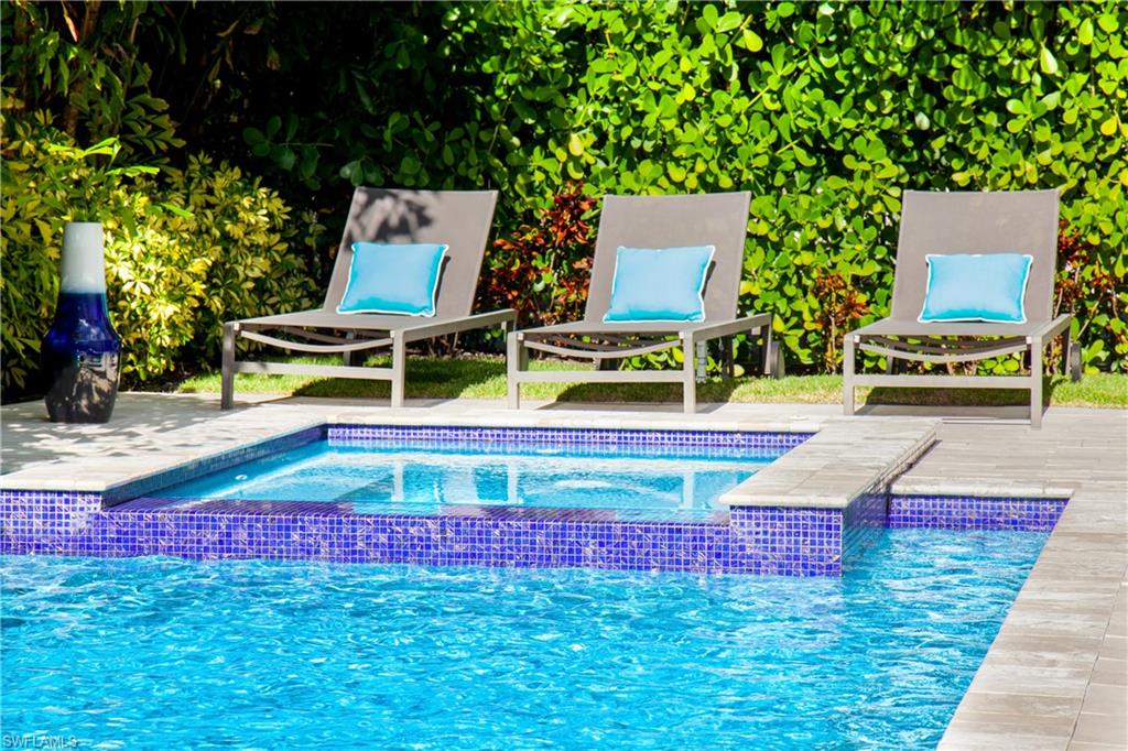 OLDE NAPLES - Residential