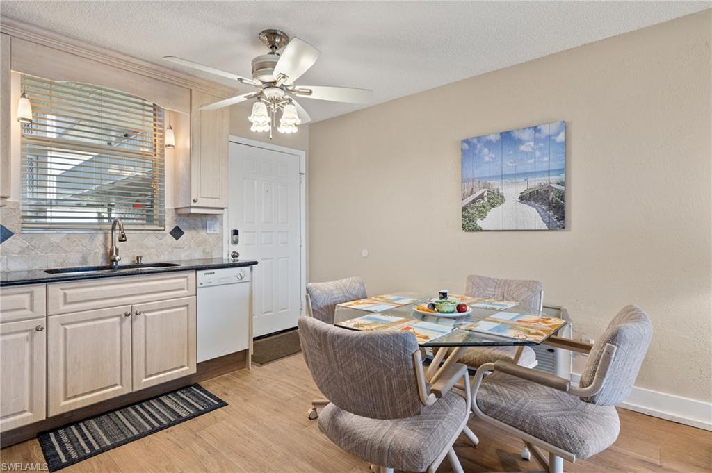 BEACH AND TENNIS CLUB - Residential Lease