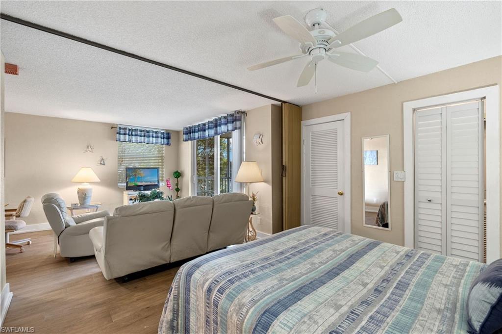 BEACH AND TENNIS CLUB - Residential Lease