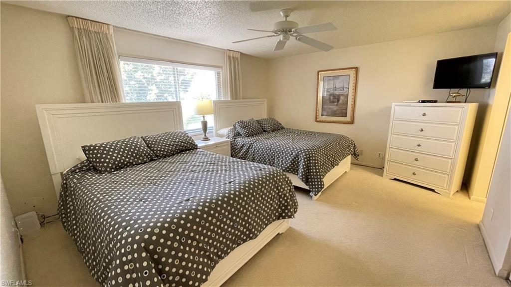 GLADES COUNTRY CLUB - Residential