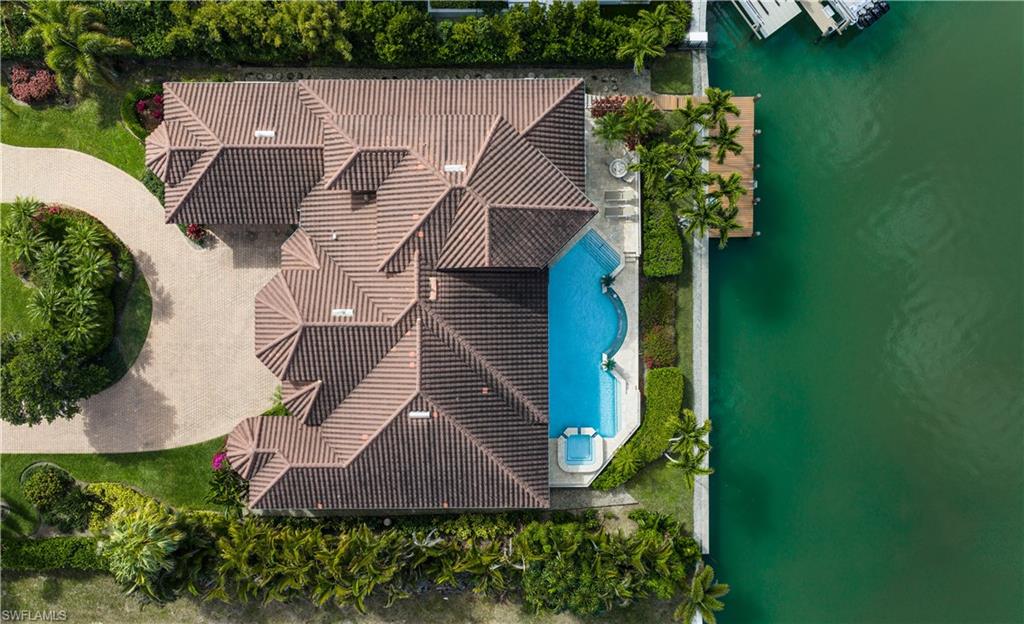 MOORINGS - Residential