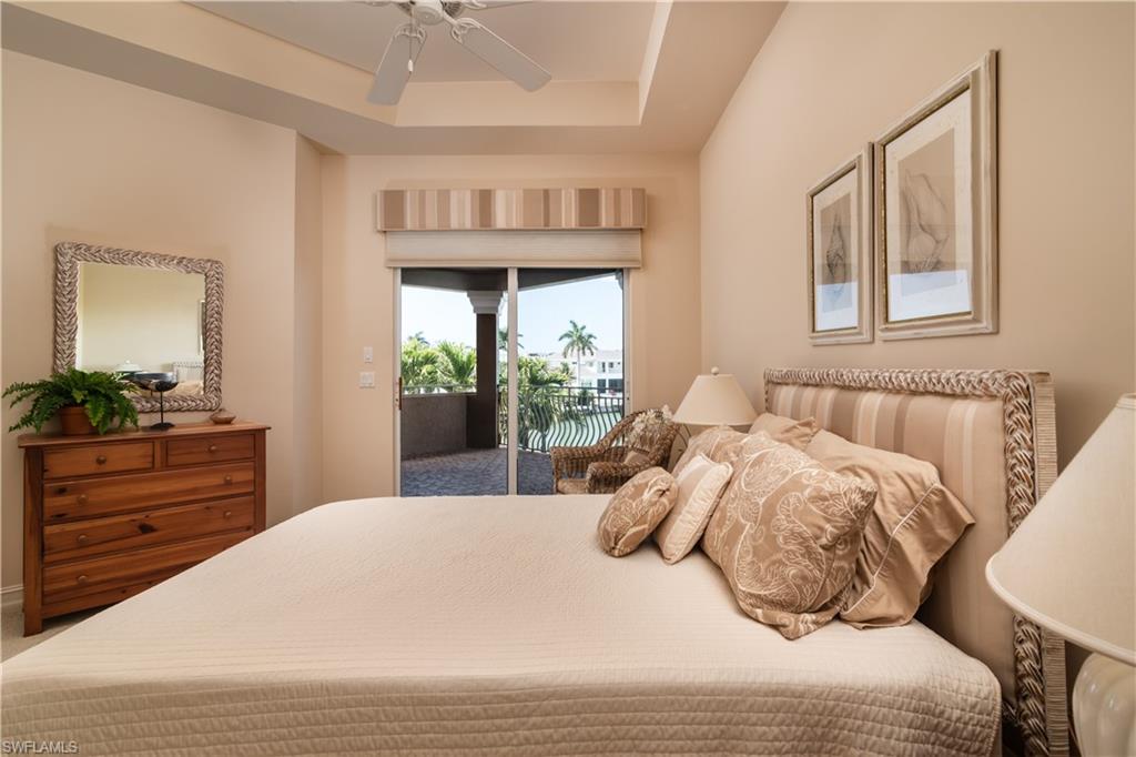 MOORINGS - Residential