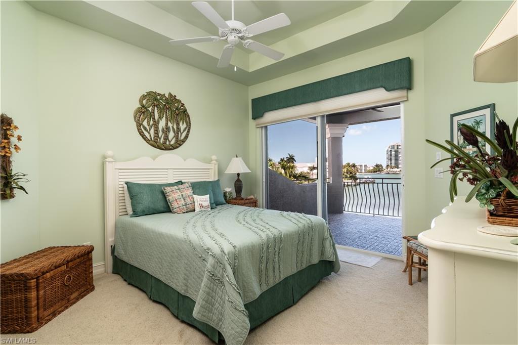 MOORINGS - Residential