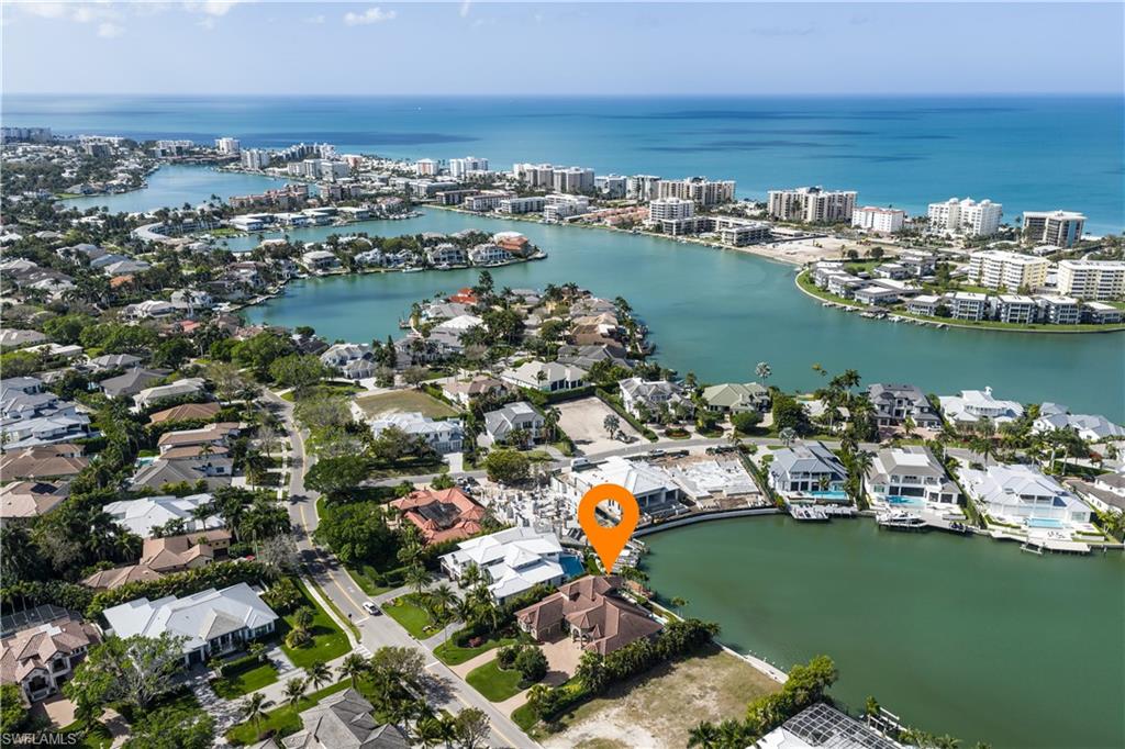 MOORINGS - Residential