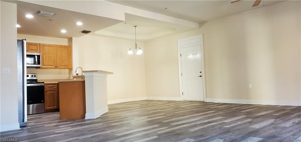 ISLES OF PORTO VISTA - Residential