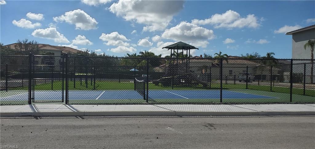 ISLES OF PORTO VISTA - Residential