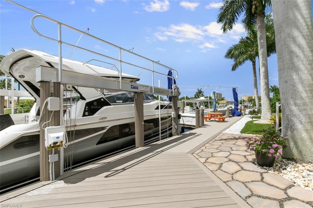 MARCO ISLAND - Residential