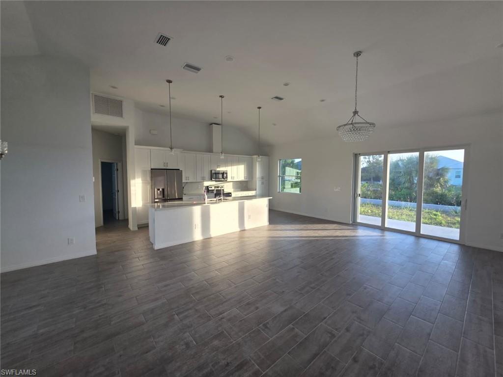SOUTH GULF COVE - Residential