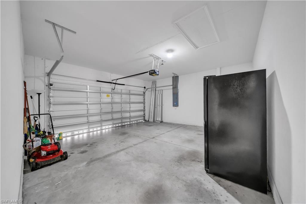 SHERWOOD - Residential Lease