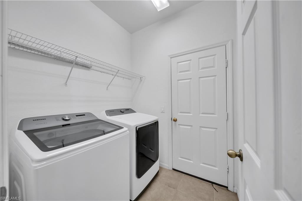 SHERWOOD - Residential Lease