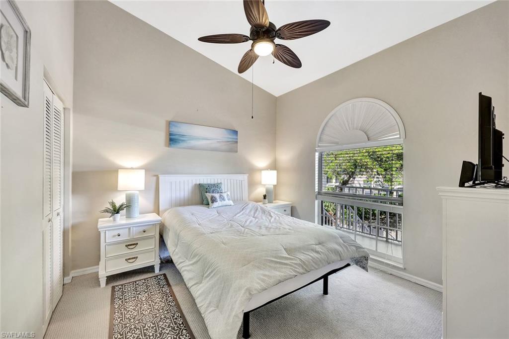 TWELVE OAKS - Residential