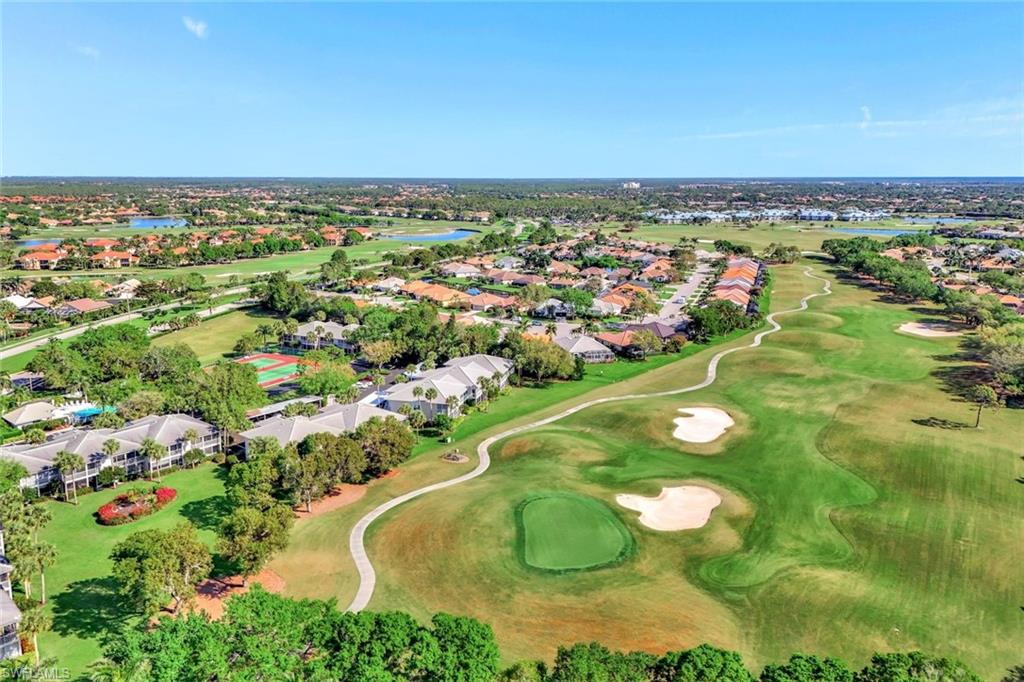 TWELVE OAKS - Residential