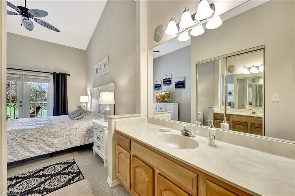 TWELVE OAKS - Residential