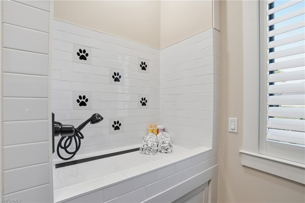 WEST CAPE ESTATES - Residential