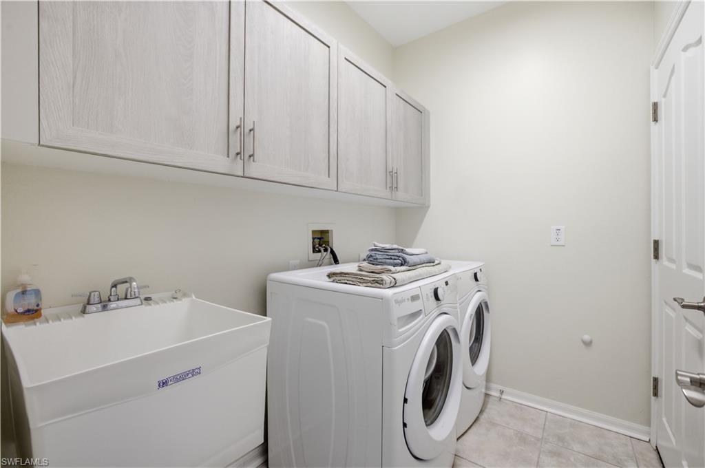 SILVERLAKES - Residential