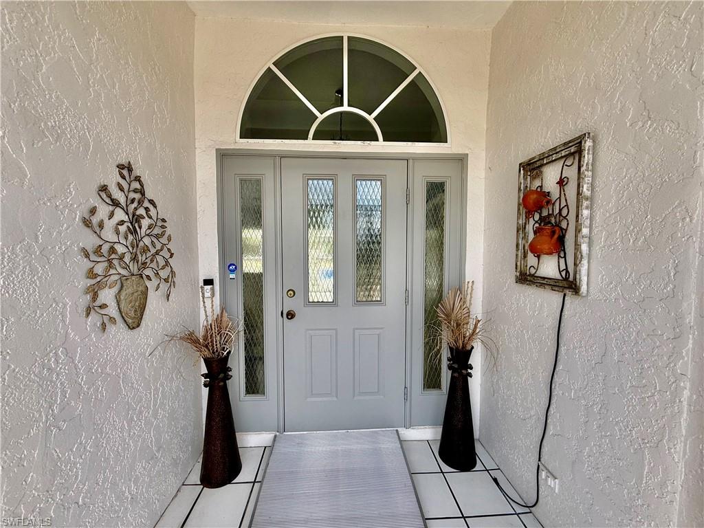 COUNTRY CLUB ESTATES - Residential