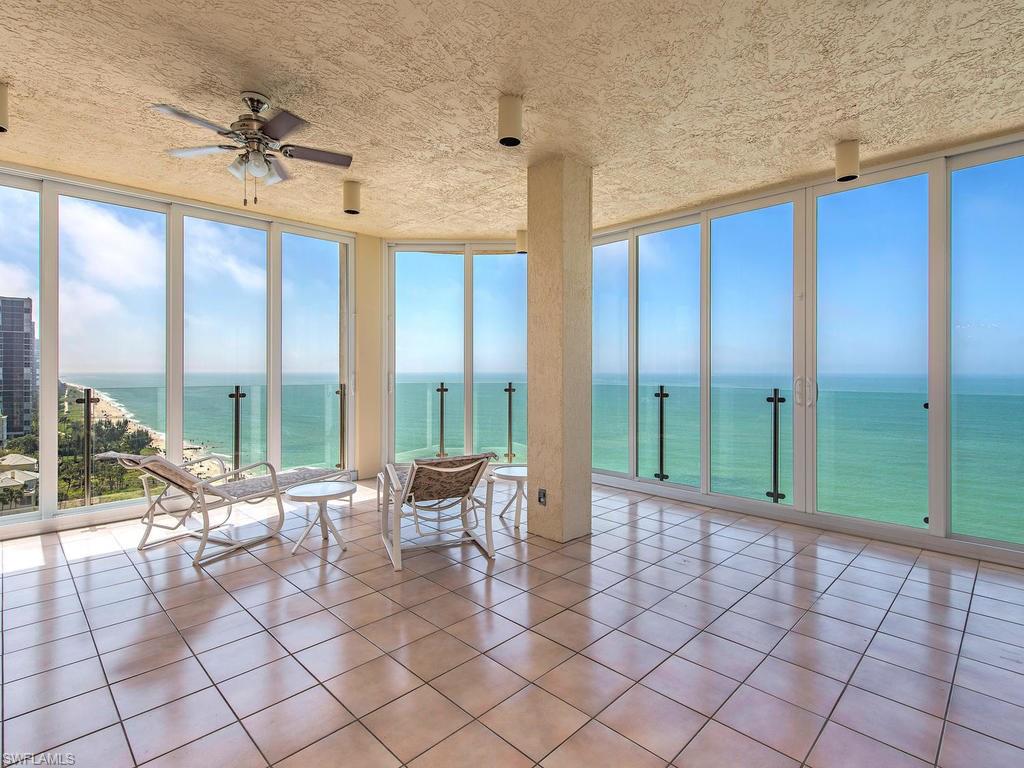 SEAPOINT AT NAPLES CAY - Residential