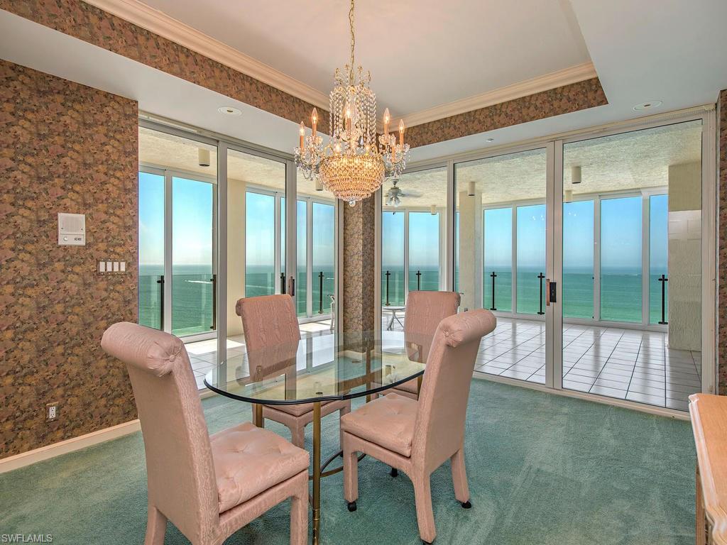 SEAPOINT AT NAPLES CAY - Residential