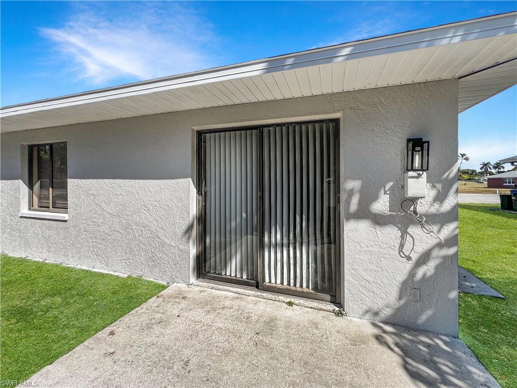 SAN CARLOS PARK - Residential Lease