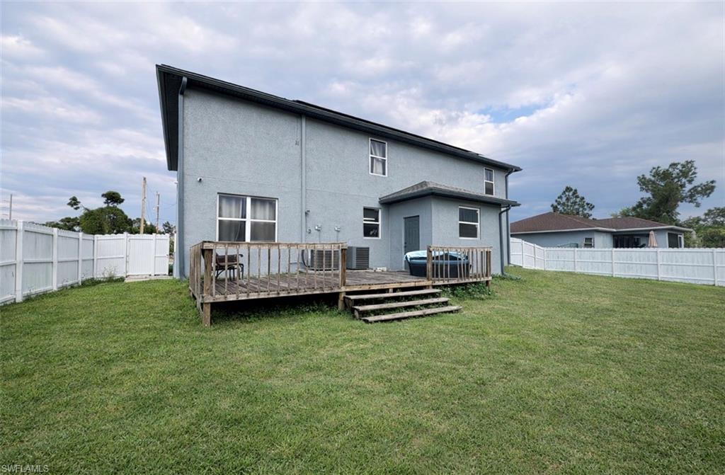 LEHIGH ACRES - Residential